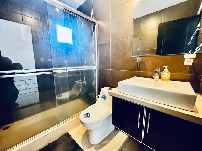 POZOS SANTA ANA! CASA DE 3 HAB/2.5 BAÑOS, LINEA BLANCA Y JARDIN - Imagen 15