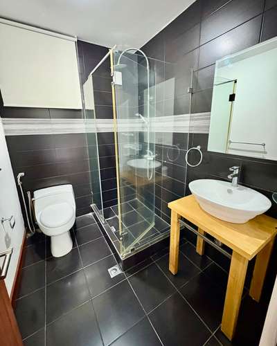 SANTA ANA! CASA CONTEMPORANEA de 3NIVELES/ 4HAB/4.5 BAÑOS Y 2 TERRAZAS - Imagen 15