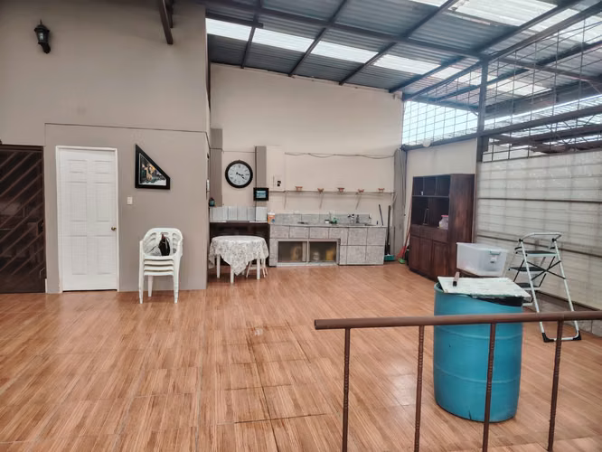 Oportunidad de venta de casa grande en El Carmen de Guadalupe - Imagen 16