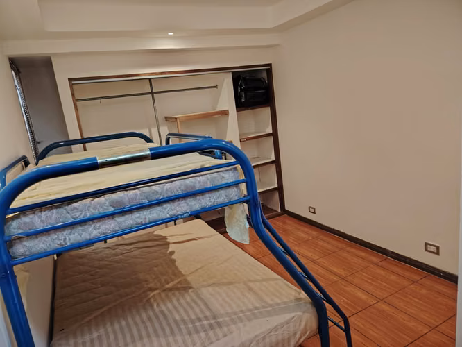 Oportunidad de venta de casa grande en El Carmen de Guadalupe - Imagen 8