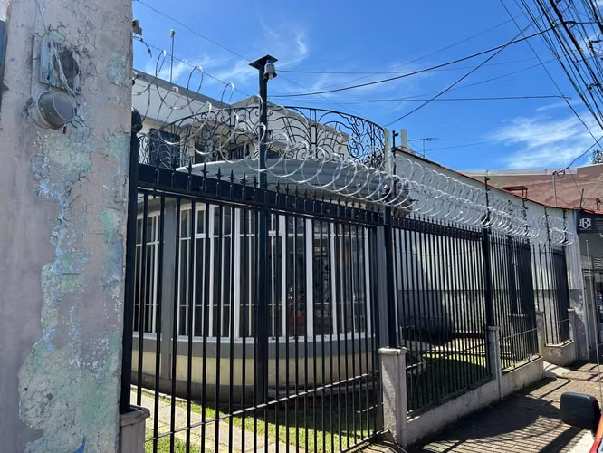 PROPIEDAD CON EXCELENTE UBICACION EN ALAJUELA CENTRO - Imagen 4