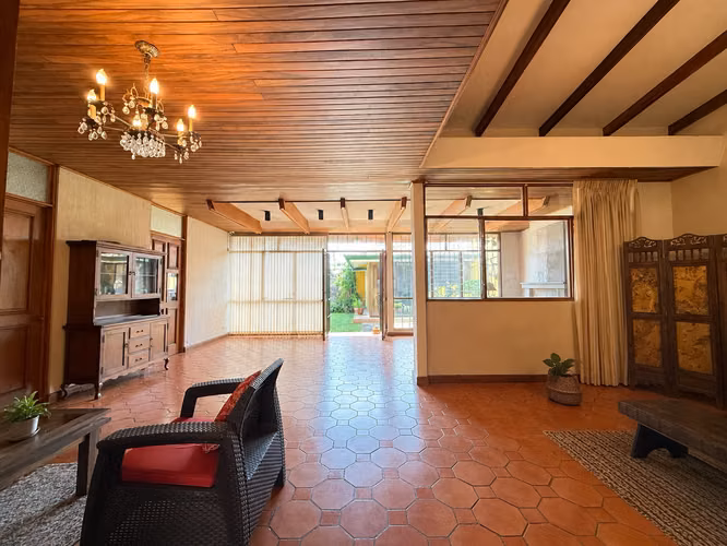 Venta de casa en El Prado de Curridabat - Imagen 4