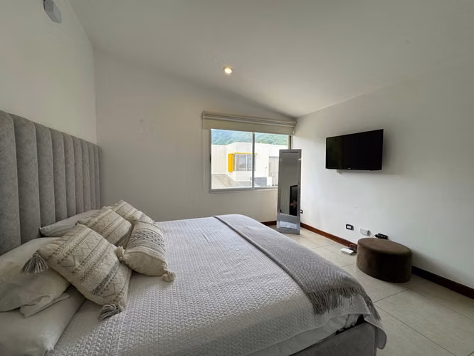 ALQUILER CASA $ 2.100 RIO ORO - Imagen 10