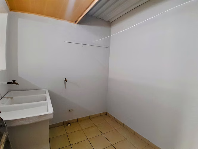 Se alquila apartamento Alajuela – abajo de los tribunales - Imagen 9