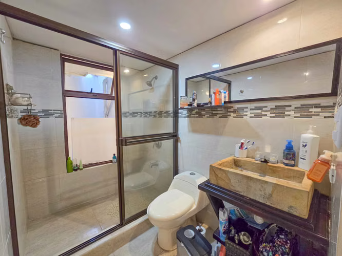 CASA DE UNA PLANTA CON PISCINA PRIVADA EN BELLO HORIZONTE ESCAZU - Imagen 14