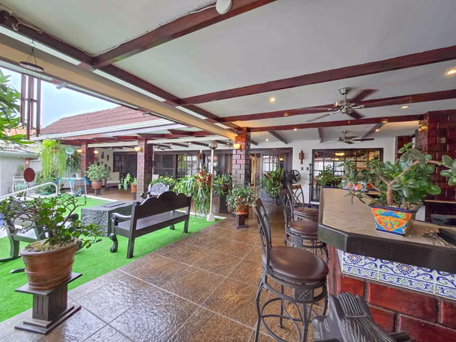 CASA DE UNA PLANTA CON PISCINA PRIVADA EN BELLO HORIZONTE ESCAZU - Imagen 2
