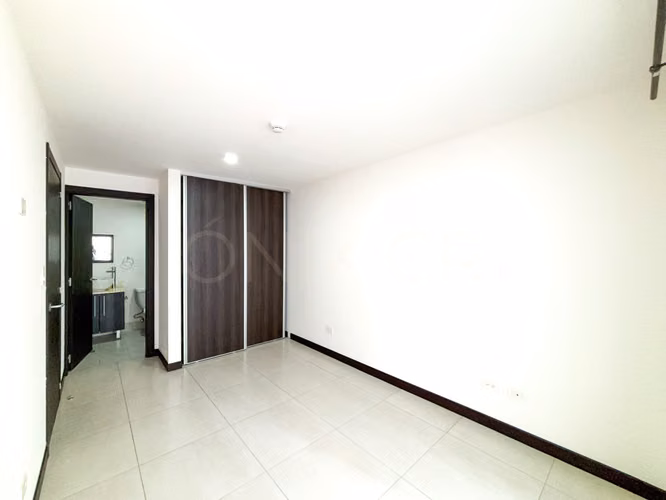 Alquiler Apartamento Moderno en San Pedro Condominio Con Seguridad - Imagen 7