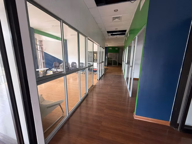 Alquiler local comercial Sabana Oeste - Imagen 12
