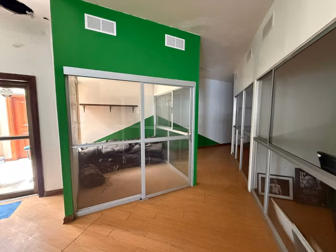 Alquiler local comercial Sabana Oeste - Imagen 2