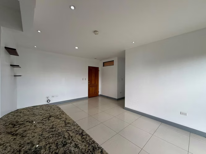 Alquiler de apartamento en Condominio La Floresta, Tres Ríos