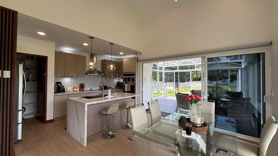 Residencia entre naturaleza, clima y paisajes en Cartago - Imagen 4