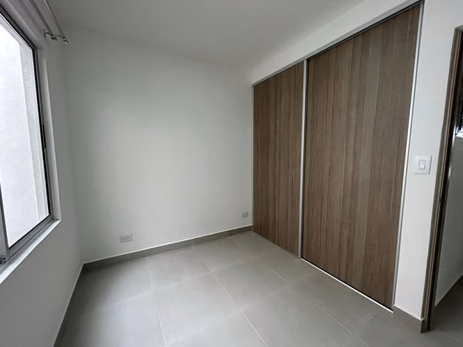 ALQUILER EN CONDOMINIO NAOS HEREDIA 3 habitaciones linea blanca. - Imagen 8