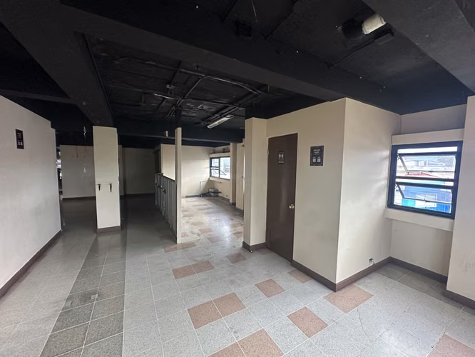 Alquiler Oficina — Barrio Escalante, Amplia y Luminosa - Imagen 2