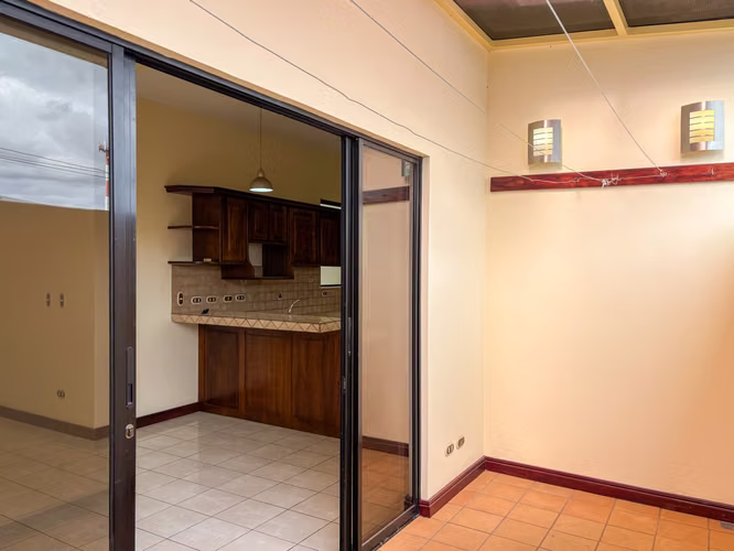ALQUILER DE AMPLIO APARTAMENTO EN SAN PEDRO – 3 HABITACIONES - Imagen 12