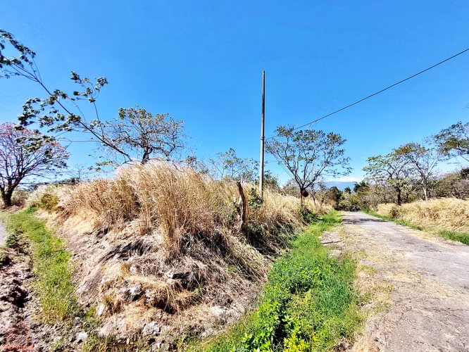 Lote de 4,328 m² plano para desarrollar en Santa Ana | La Caraña, Piedades - Imagen 12