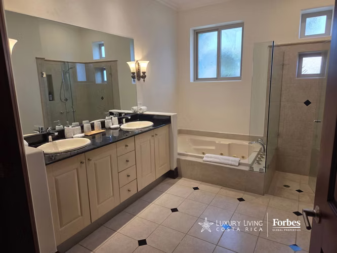 21504 - Condominio en Bella Vista, Los Sueños Resort & Marina