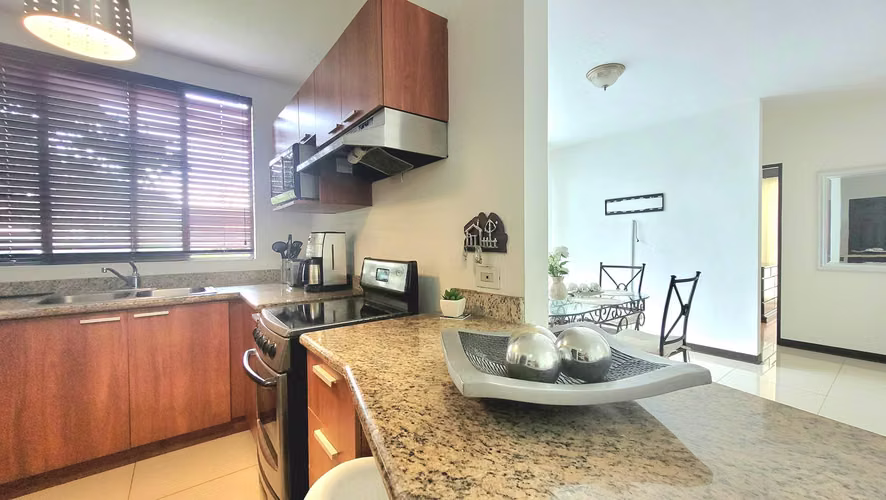 Alquiler de Acogedor Apartamento Amueblado en Brisas del Oeste - Imagen 4
