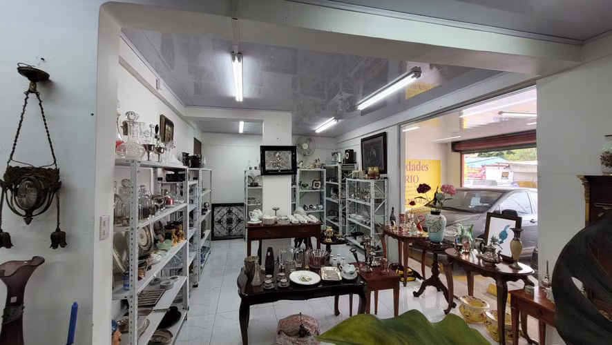 Local Comercial de Dos Pisos en Montelimar, Guadalupe - Imagen 7