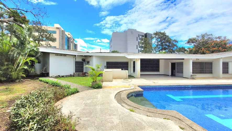 Exclusiva Propiedad con Potencial Comercial en San Rafael, Escazú - Imagen 15