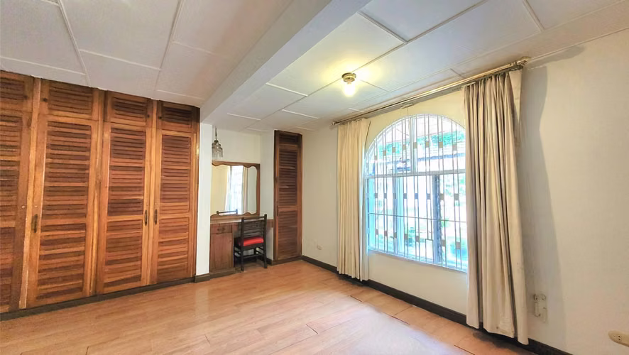 Casa Amplia con Uso de Suelo Mixto por Plaza Lincoln - Imagen 17
