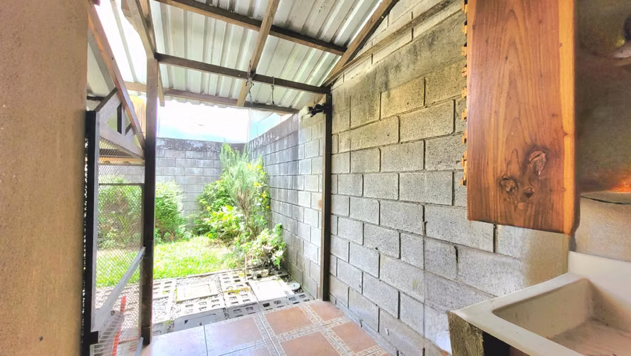 Casa Ampliada y Moderna en Residencial Los Robles - Imagen 20