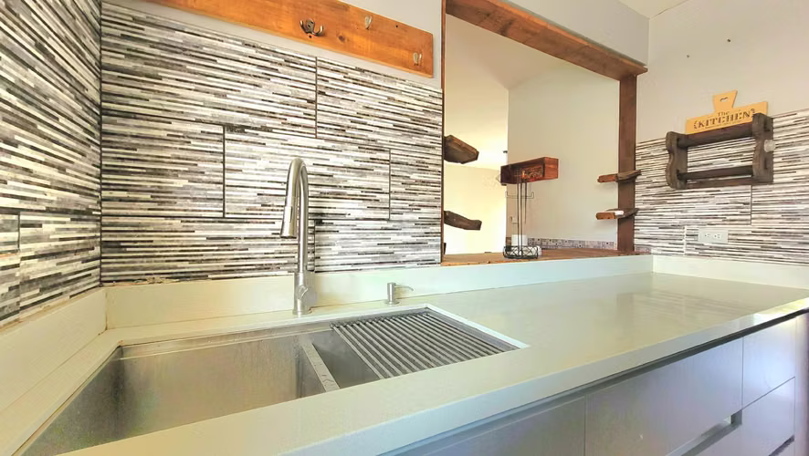 Casa Ampliada y Moderna en Residencial Los Robles - Imagen 17
