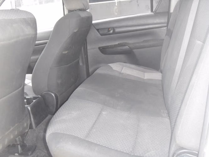 Toyota Hilux Doble Cabina 4x4 2400cc 2021 - Imagen 11