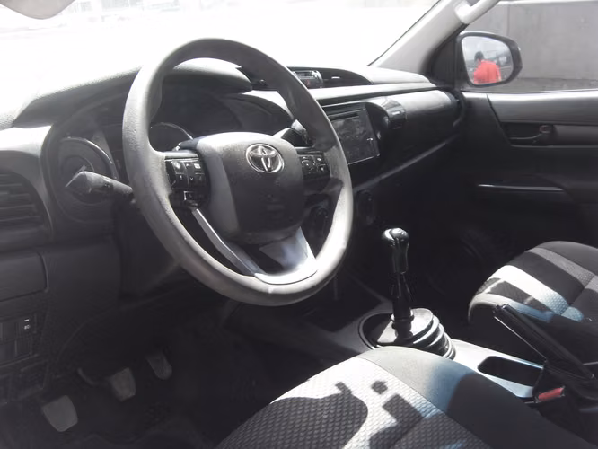 Toyota Hilux Doble Cabina 4x4 2400cc 2021 - Imagen 10