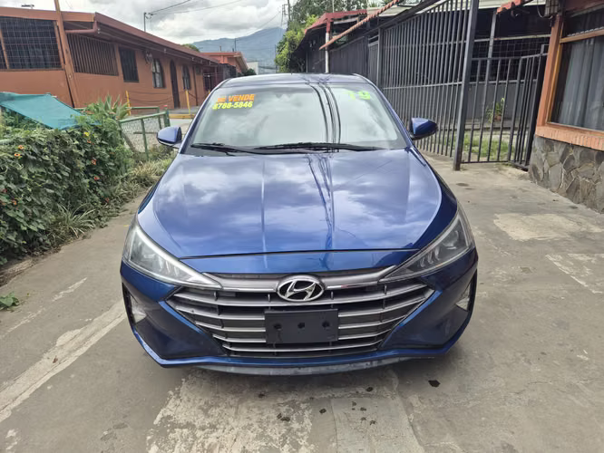 Hyundai elantra - Imagen 5