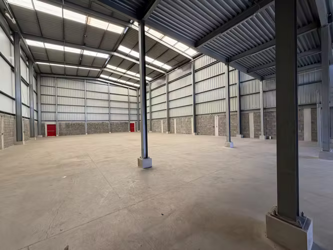 ALQUILER BODEGA INDUSTRIAL COYOL ALAJUELA 865m2 - Imagen 3