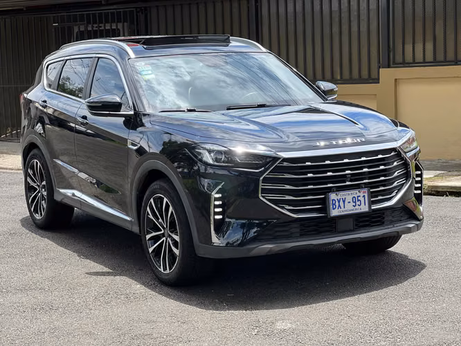 JETOUR X70 PLUS 2023 - Imagen 2