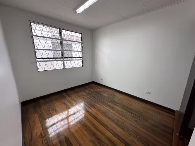 Oficina 170m2 en San Pedro