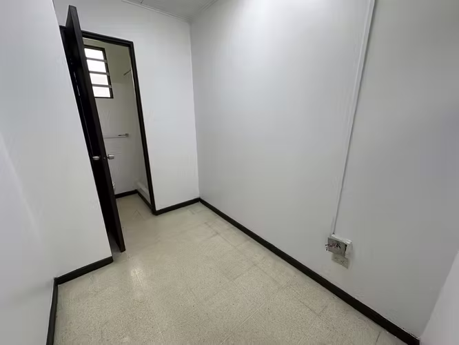 Oficina 170m2 en San Pedro