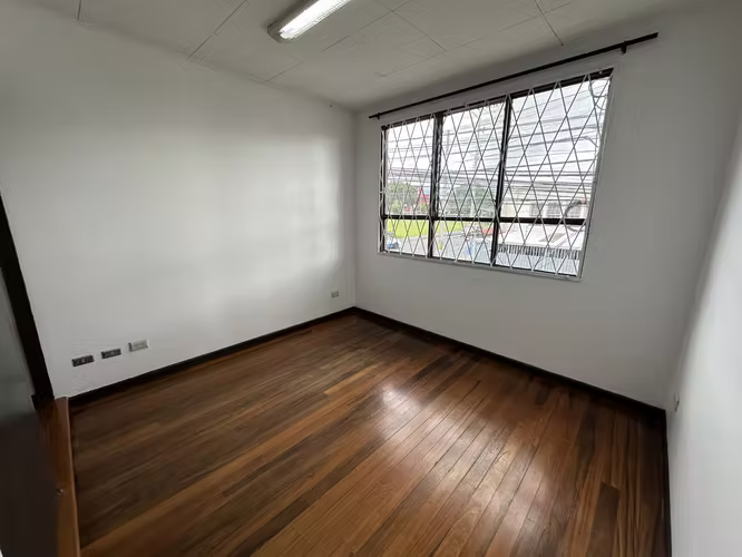 Oficina 170m2 en San Pedro