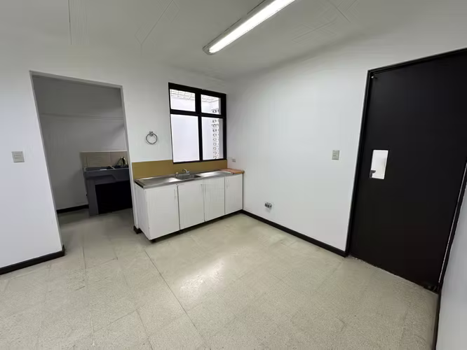 Oficina 170m2 en San Pedro