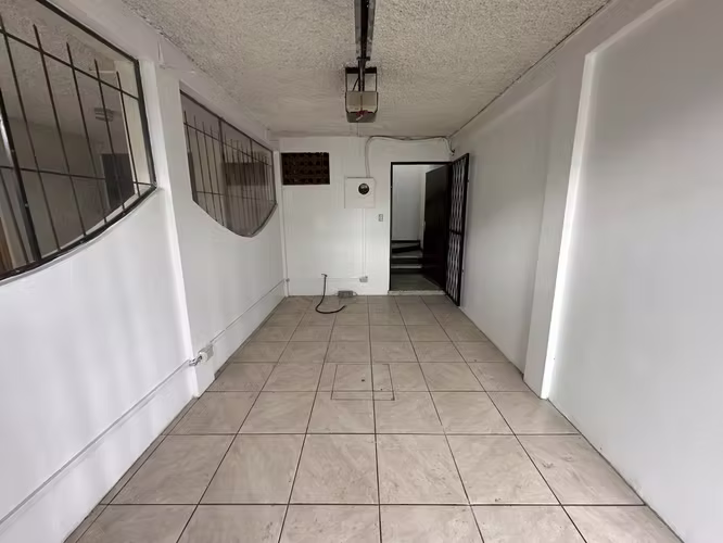 Oficina 170m2 en San Pedro