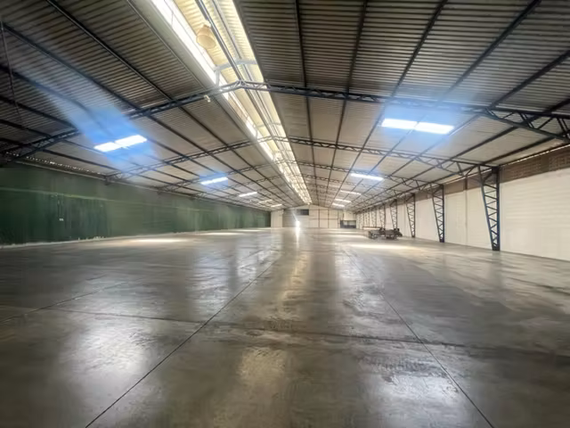 Aeropuerto Alquiler Bodega con Seguridad 24/7 Alajuela Almacenaje y distribución