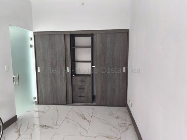 Venta de apartamento en Lagunilla Heredia - Imagen 4