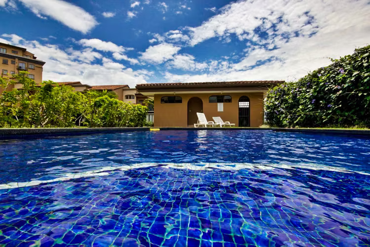Alquiler de Casa en Bello Horizonte Sin Muebles - Imagen 13