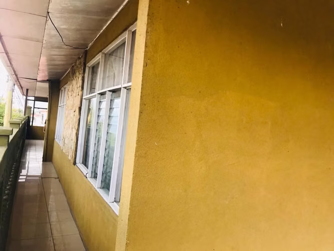 Venta de Propiedad Esquinera con 2 Apartamentos y Local Comercial – San Sebastián, cerca de Walmart - Imagen 15