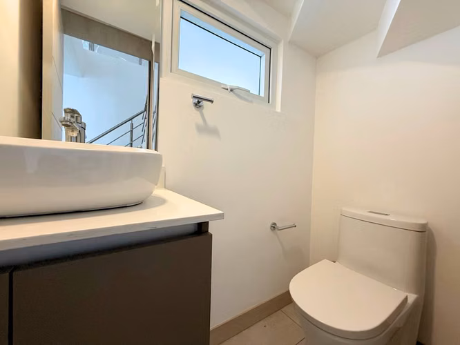 Casa con Oficina y Jardín en Guachipelín | 3 Habitaciones con A/C - Imagen 8