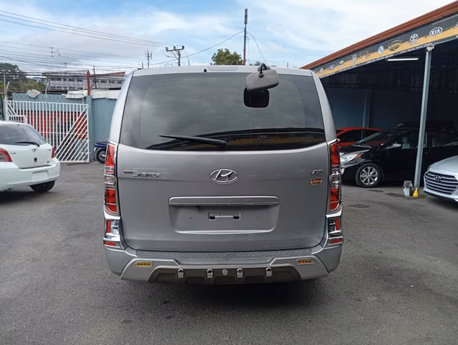 Hyundai grand starex - Imagen 4