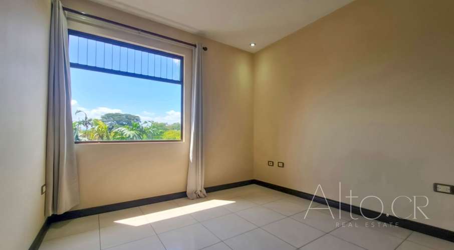 SAN RAFAEL DE ESCAZU  |  EXCELENTE UBICACION  |  3  HABITACIONES   - Imagen 14