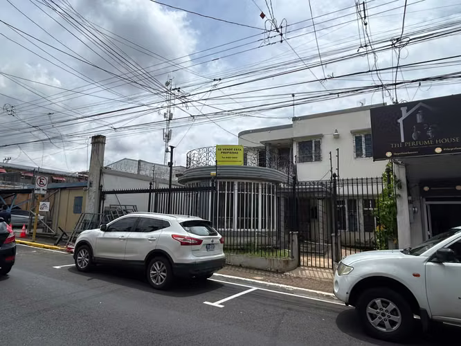 PROPIEDAD CON EXCELENTE UBICACION EN ALAJUELA CENTRO - Imagen 8