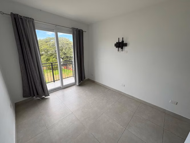 199A / Alquiler / Apartamento / Rohrmoser / Seguro / Amenidades / Vista - Imagen 12