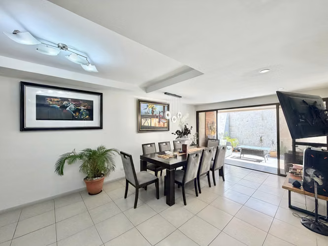 267 / Casa / Venta / Santa Ana / Condominio / Centrico / Seguro /OPORTUNIDAD - Imagen 9