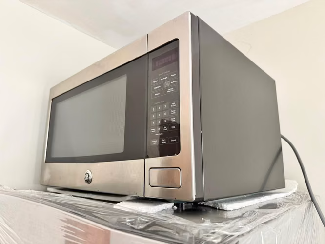 OFERTA – Microondas General Electric en Acero Inoxidable Digital | Excelente Estado