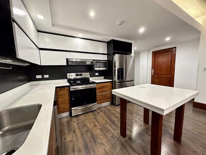ALQUILER DE APARTAMENTO CON LINEA BLANCA EN SANTA ANA - Imagen 16