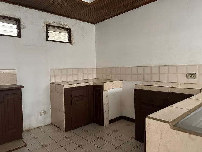 Venta de propiedad uso de suelo mixto en Curridabat Guayabos - Imagen 17