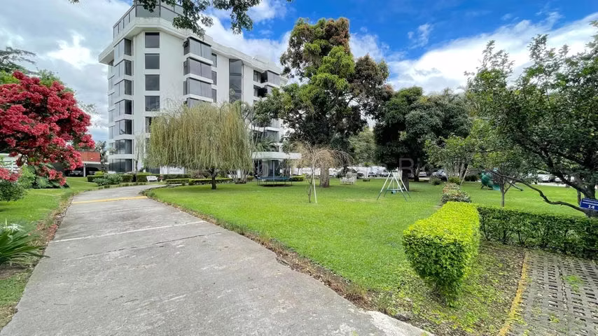 Apartamento en Alquiler – Bello Horizonte de Escazú EB27-313